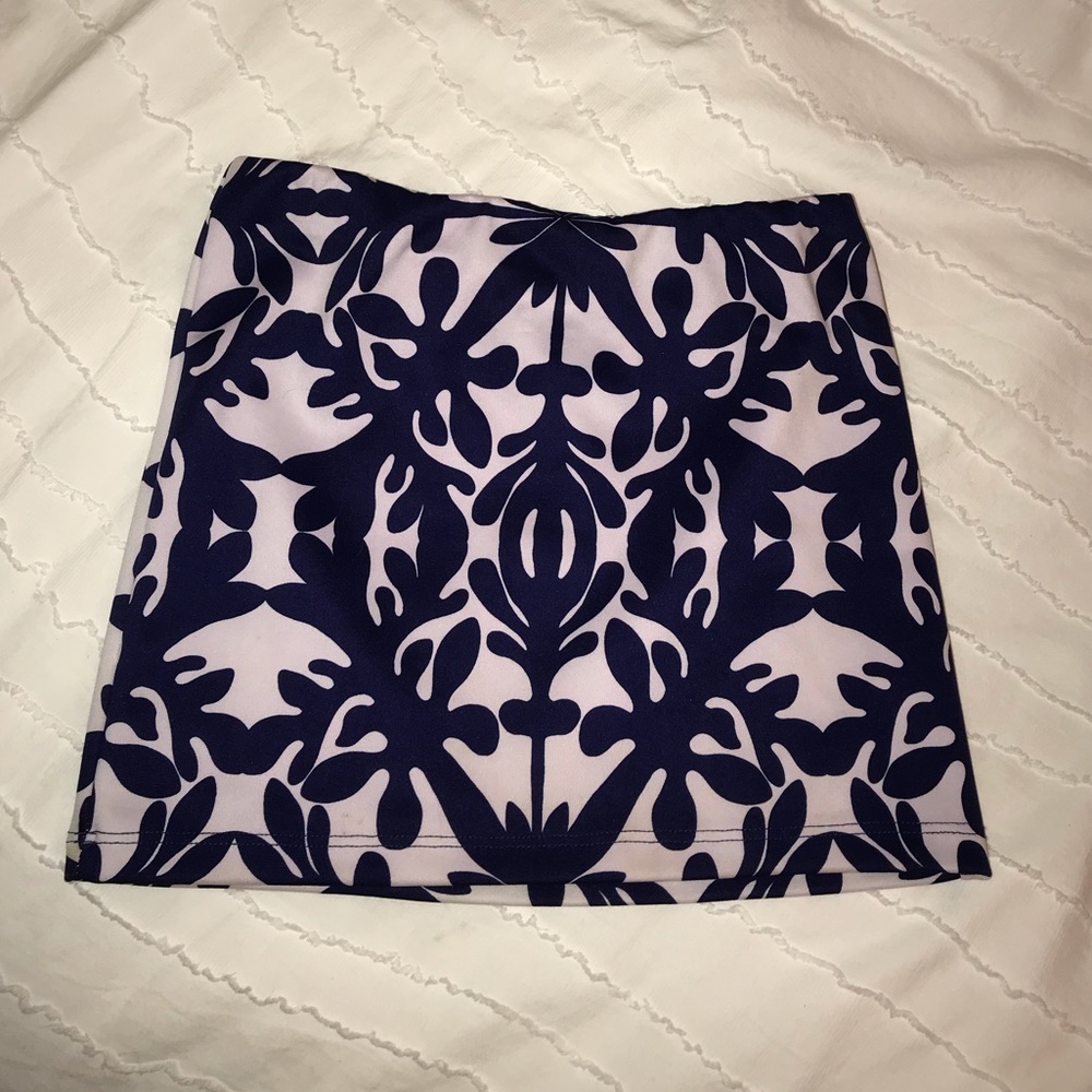 Blue patterned mini skirt